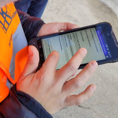 Dal rilievo sul campo alla restituzione dei dati in QGIS: un caso applicativo con QField